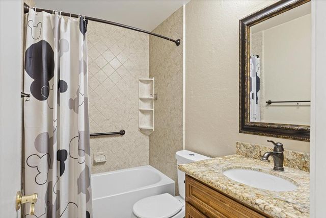 6693 Greenback Ln, Citrus Heights, CA 95621