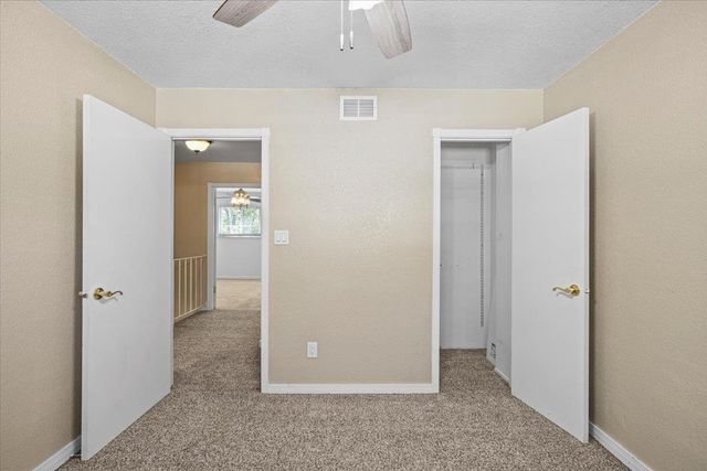 6693 Greenback Ln, Citrus Heights, CA 95621