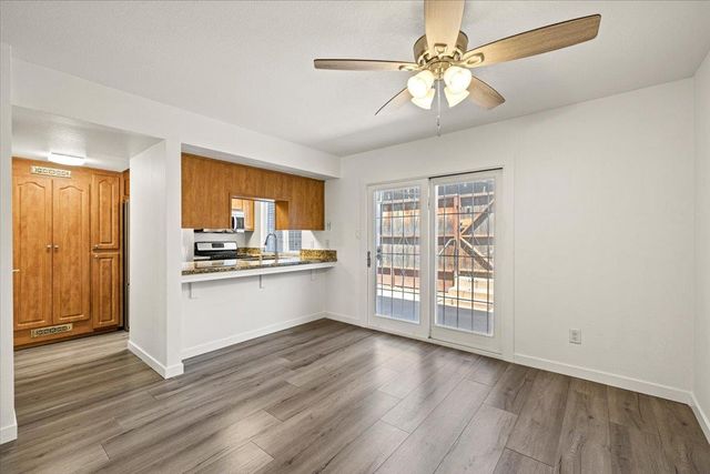 6693 Greenback Ln, Citrus Heights, CA 95621