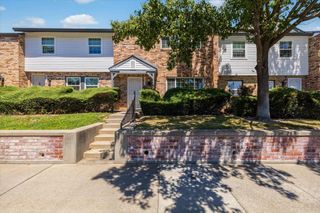 6693 Greenback Ln, Citrus Heights, CA 95621