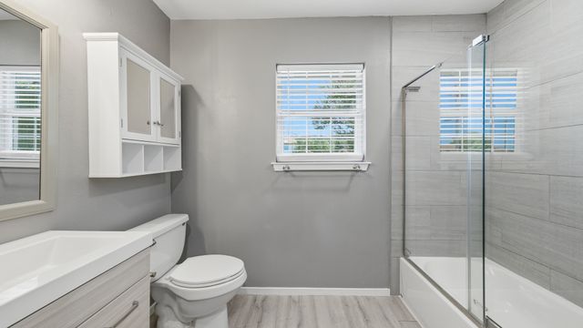313 W 7th Street, Weatherford, TX 76086