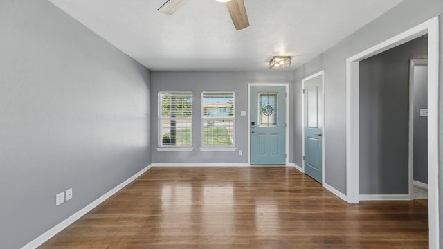 313 W 7th Street, Weatherford, TX 76086