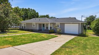 313 W 7th Street, Weatherford, TX 76086