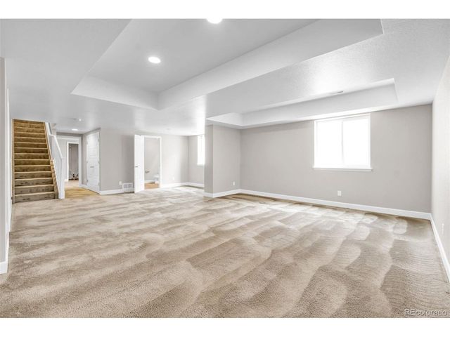 2335 Winding Dr, Longmont, CO 80504