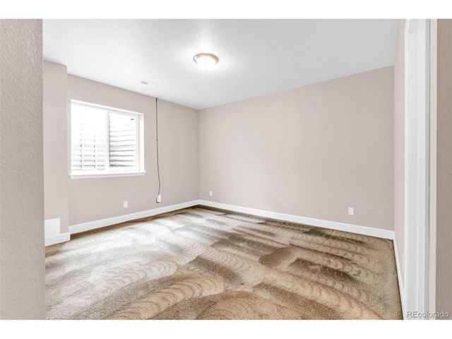 2335 Winding Dr, Longmont, CO 80504