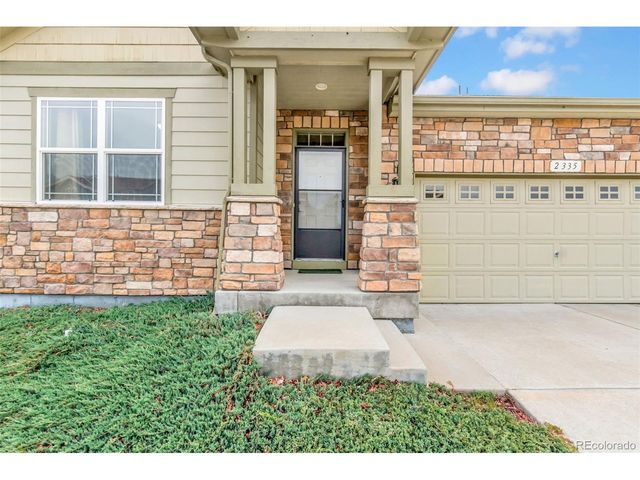 2335 Winding Dr, Longmont, CO 80504