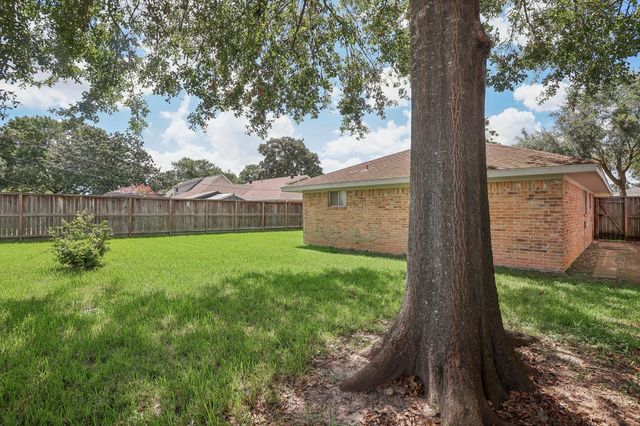 722 Princeton Lane, Deer Park, TX 77536