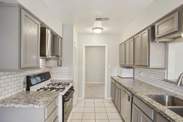 722 Princeton Lane, Deer Park, TX 77536