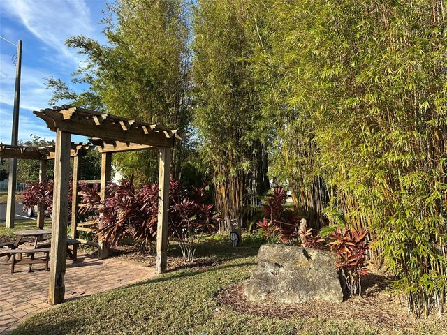 1955 ABRICO DRIVE G4, Lutz, FL 33558