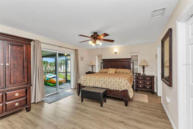 205 EAST TARPON BOULEVARD NW, Port Charlotte, FL 33952