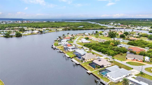 205 EAST TARPON BOULEVARD NW, Port Charlotte, FL 33952