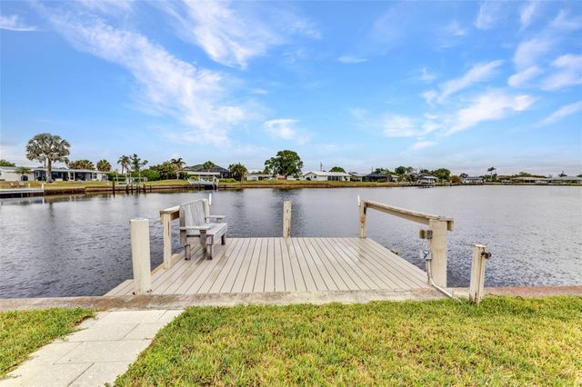 205 EAST TARPON BOULEVARD NW, Port Charlotte, FL 33952