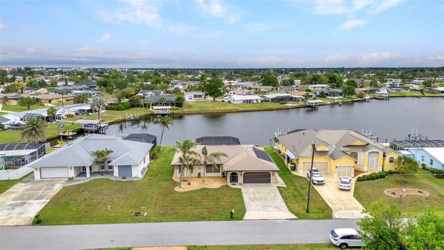 205 EAST TARPON BOULEVARD NW, Port Charlotte, FL 33952