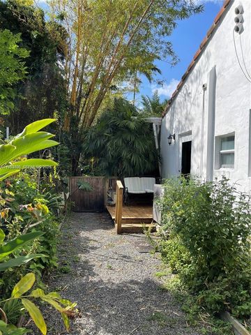 732 NE 87th St 3, Miami, FL 33138