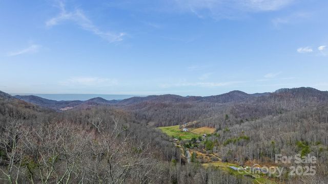 15 Our Way Drive, Mars Hill, NC 28754