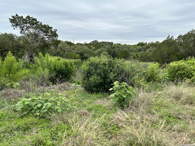 3726 SUMMER BREEZE LN, San Antonio, TX 78253