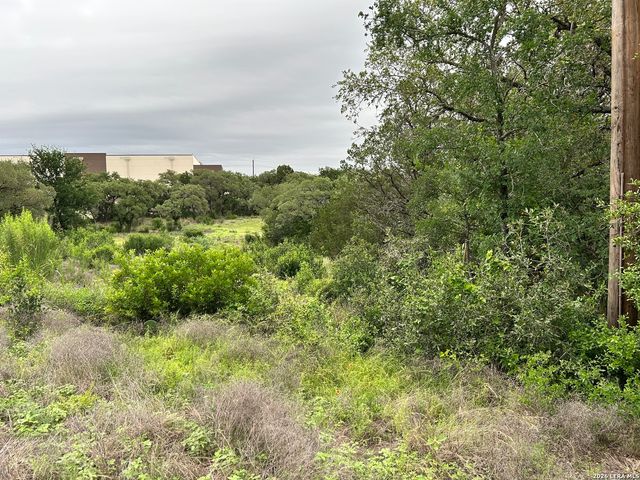 3726 SUMMER BREEZE LN, San Antonio, TX 78253