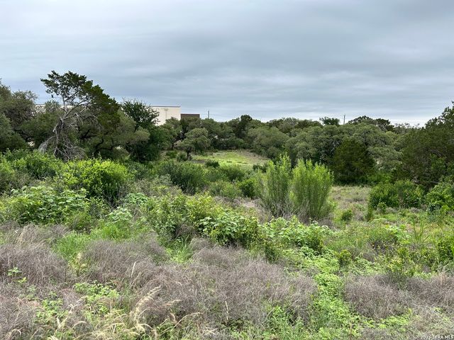 3726 SUMMER BREEZE LN, San Antonio, TX 78253