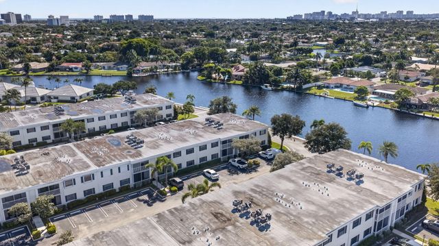 130 Cypress Club Drive 313, Pompano Beach, FL 33060