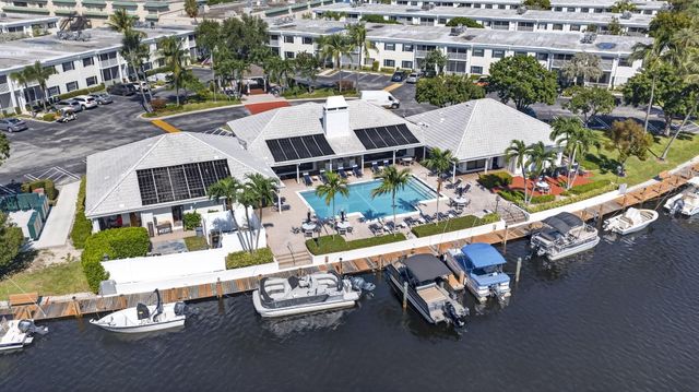 130 Cypress Club Drive 313, Pompano Beach, FL 33060