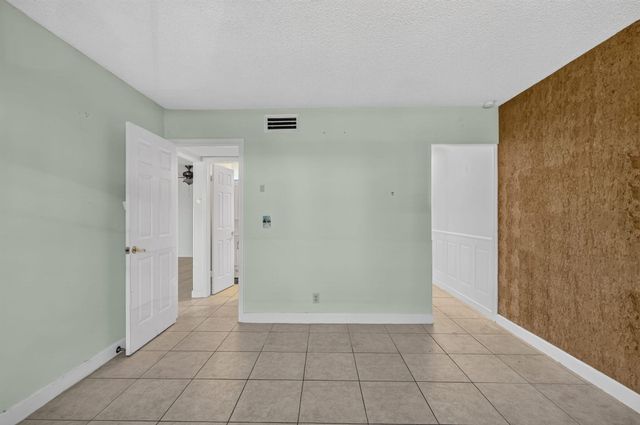 130 Cypress Club Drive 313, Pompano Beach, FL 33060
