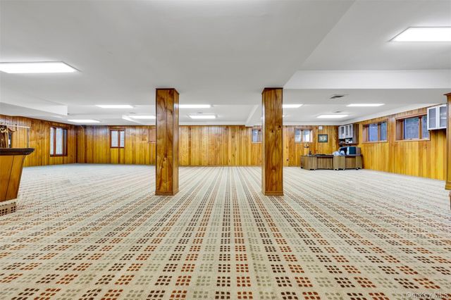 305 S Grandview Avenue, Monsey, NY 10952