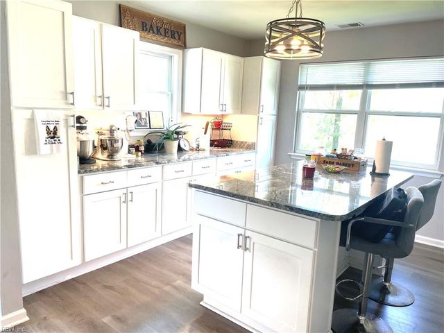 208 Brunick CT, Virginia Beach, VA 23467