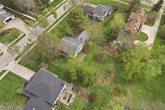 25478 Maidstone Lane, Beachwood, OH 44122