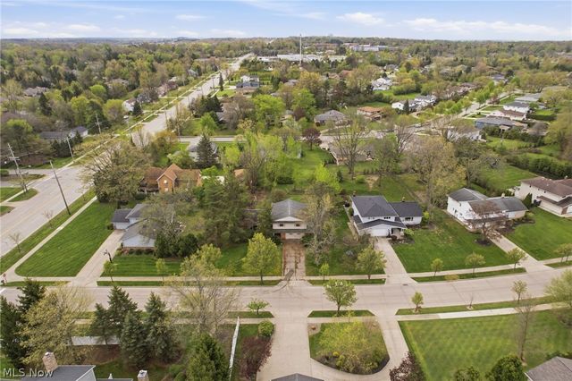 25478 Maidstone Lane, Beachwood, OH 44122