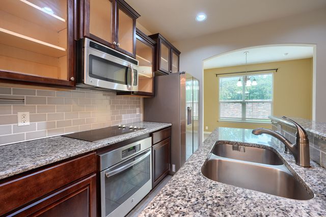 878 Merino Drive, Allen, TX 75013