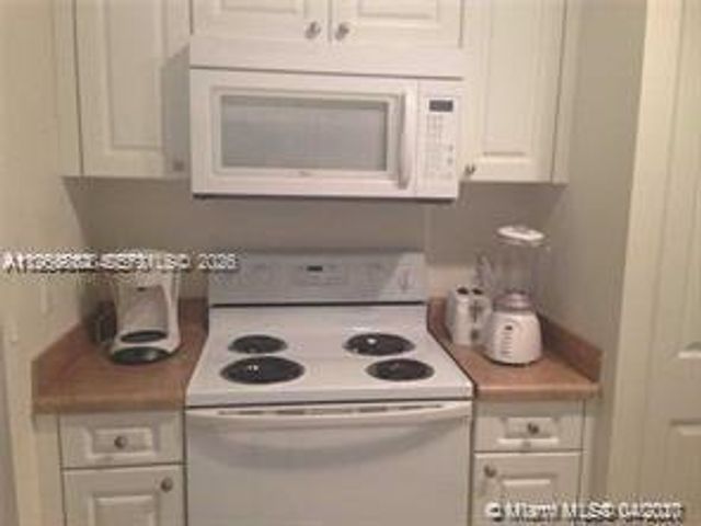 17125 N Bay Rd 3601, Sunny Isles Beach, FL 33160