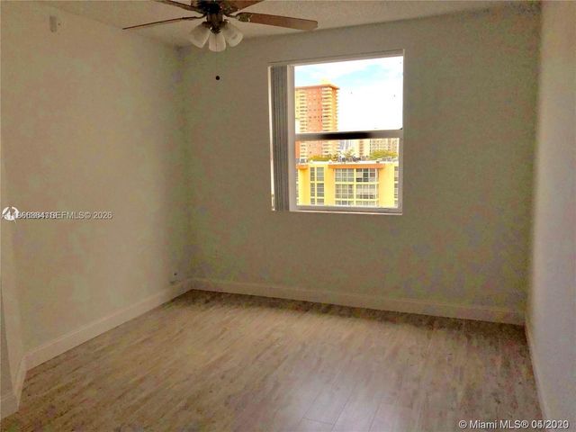 17125 N Bay Rd 3601, Sunny Isles Beach, FL 33160