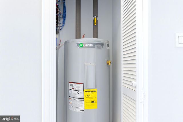 6515 TORRESDALE AVE, Philadelphia, PA 19135