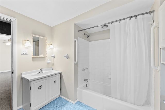 807 Oak St, Monessen, PA 15062