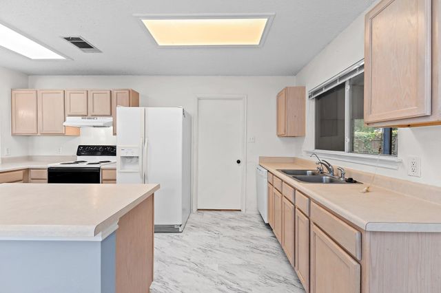 1411 Baffin CV, Round Rock, TX 78664