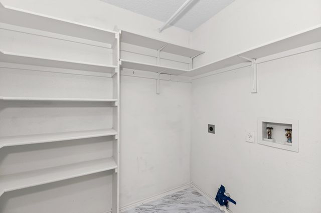 1411 Baffin CV, Round Rock, TX 78664