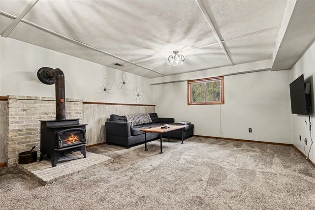 974 E 98th Street, Grant, MI 49327