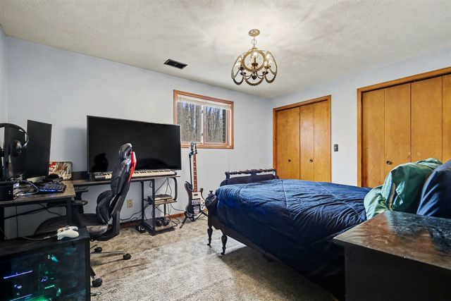 974 E 98th Street, Grant, MI 49327