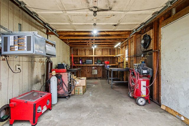 974 E 98th Street, Grant, MI 49327