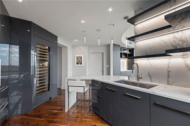 222 12th NE Street 1806, Atlanta, GA 30309