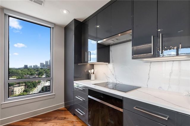 222 12th NE Street 1806, Atlanta, GA 30309