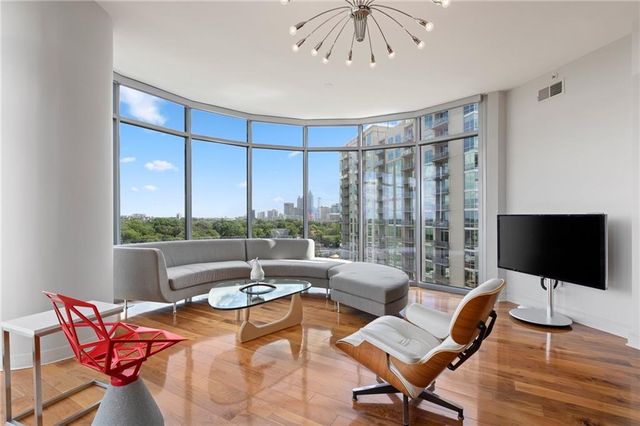 222 12th NE Street 1806, Atlanta, GA 30309