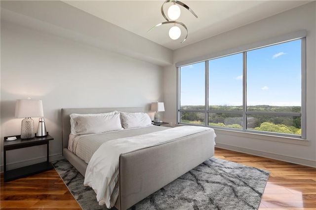 222 12th NE Street 1806, Atlanta, GA 30309