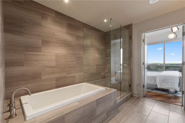 222 12th NE Street 1806, Atlanta, GA 30309