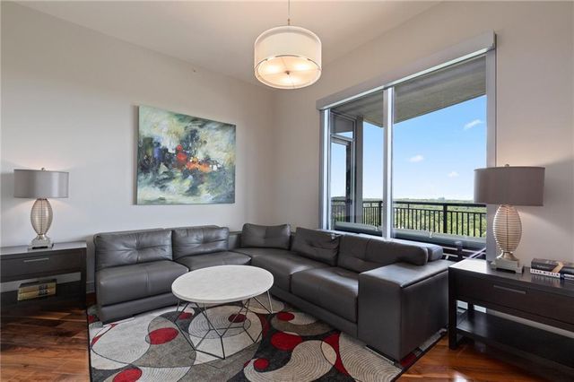 222 12th NE Street 1806, Atlanta, GA 30309