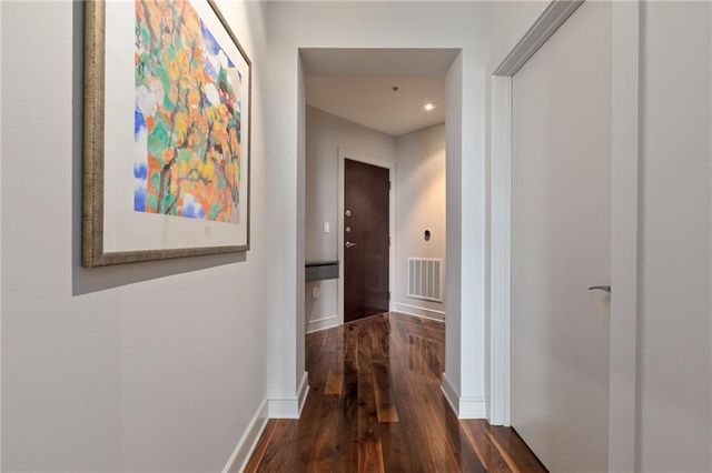 222 12th NE Street 1806, Atlanta, GA 30309