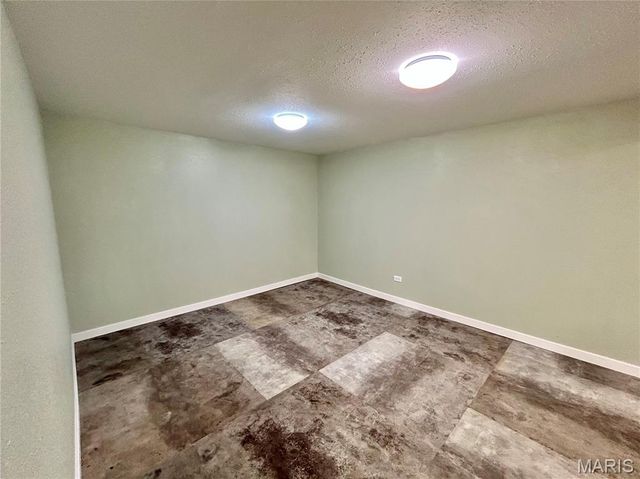 9 Great Oaks Drive, Salem, MO 65560