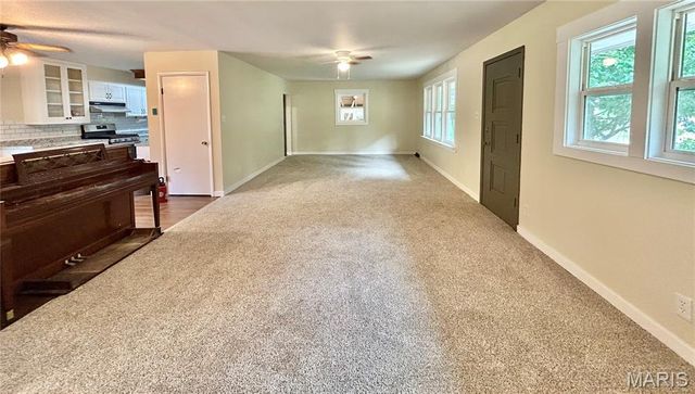 9 Great Oaks Drive, Salem, MO 65560