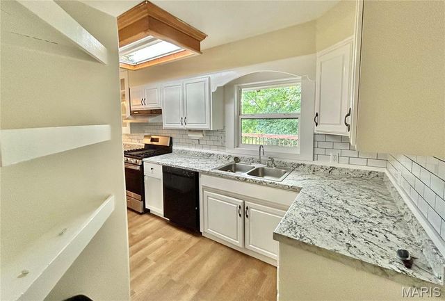 9 Great Oaks Drive, Salem, MO 65560