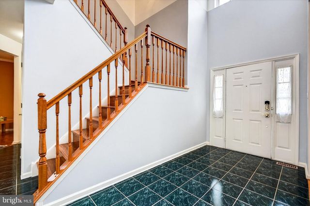 14 WOOD VIEW DR, Mount Laurel, NJ 08054